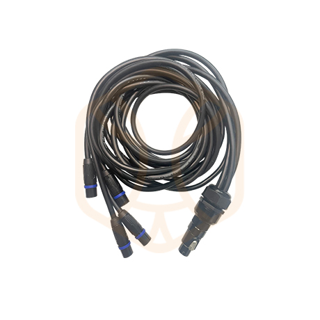 4.0 mm²  2 cores cable from VM-NL008MV (8-pole) to 4 x  NEUTRIK NL4MX-BAG (4-pole +1/-1)